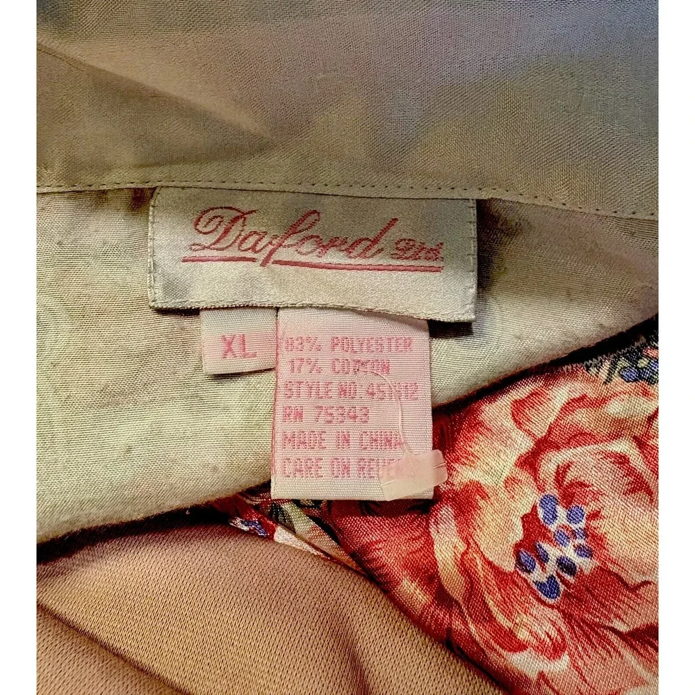 Floral Robe Roses & Paisley LS Buttons Collar Daford XL Cottagecore EUC Lounge